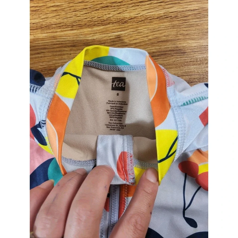 tea collection fruit rashguard bathingsuit Size 8